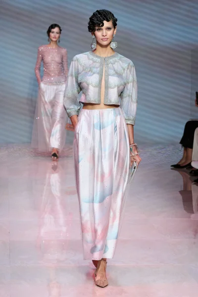 Look 57
